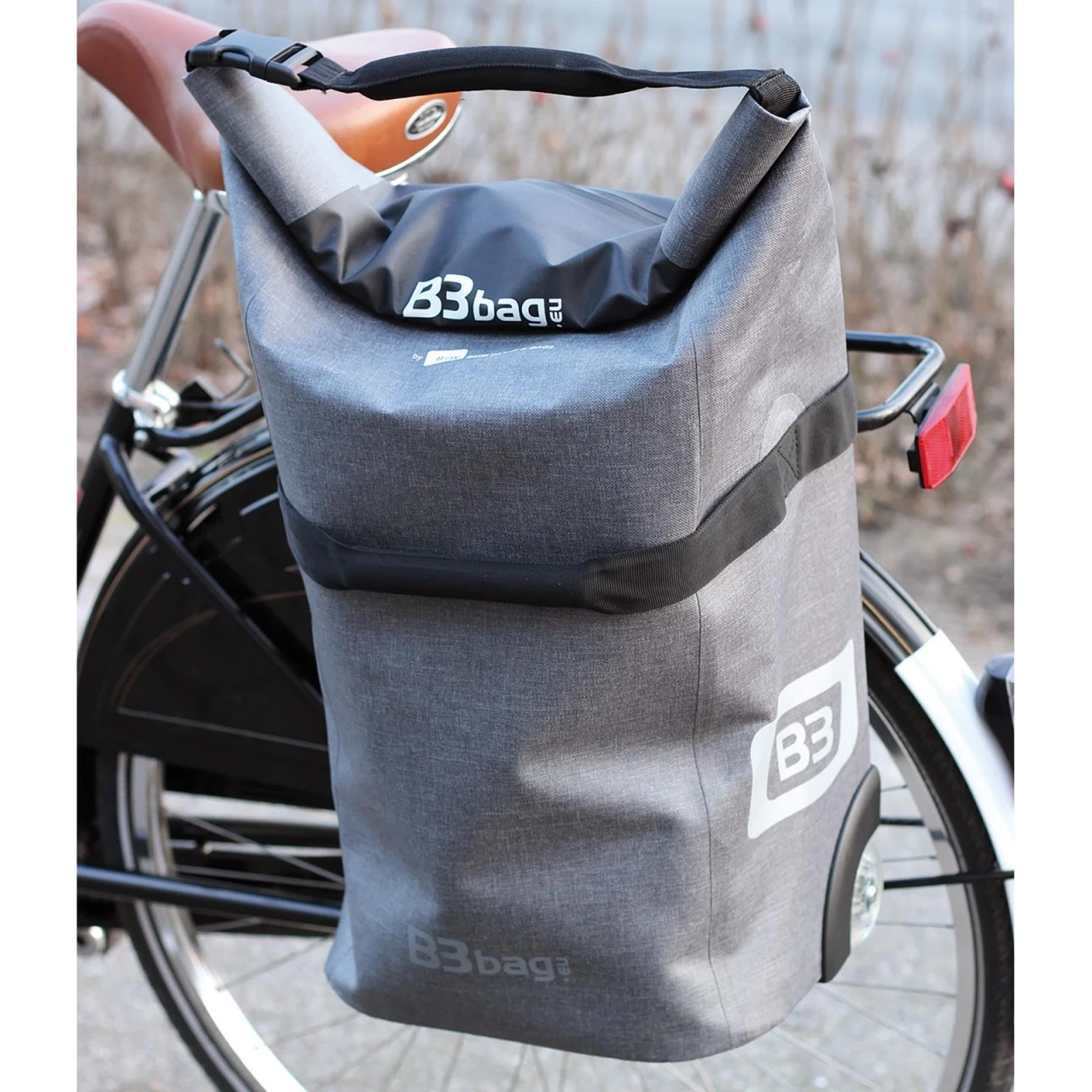 B&W B3 Bags Fahrradtasche 2 Rollen Grau 7 B&W B3 Bags Fahrradtasche 2 Rollen Grau – Bild 7